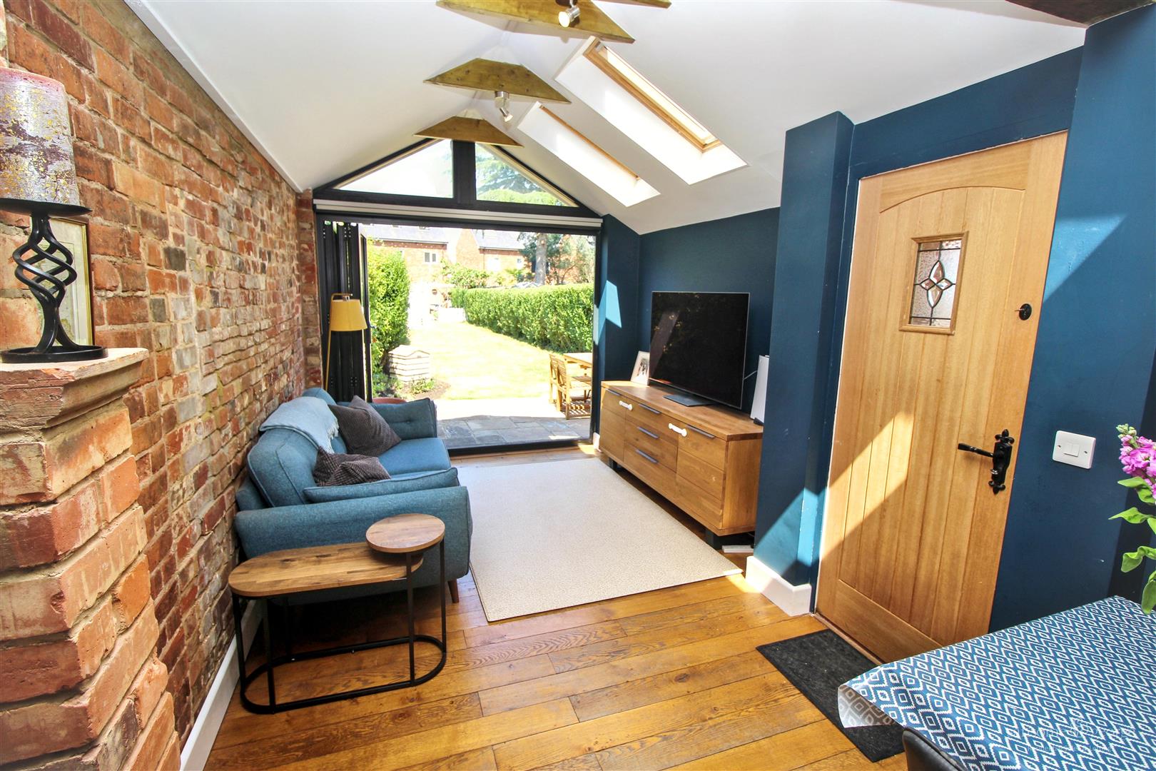 Recreation Road, Tilehurst, Reading
